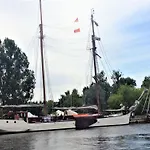 Fh Godewind 45 By Interhome